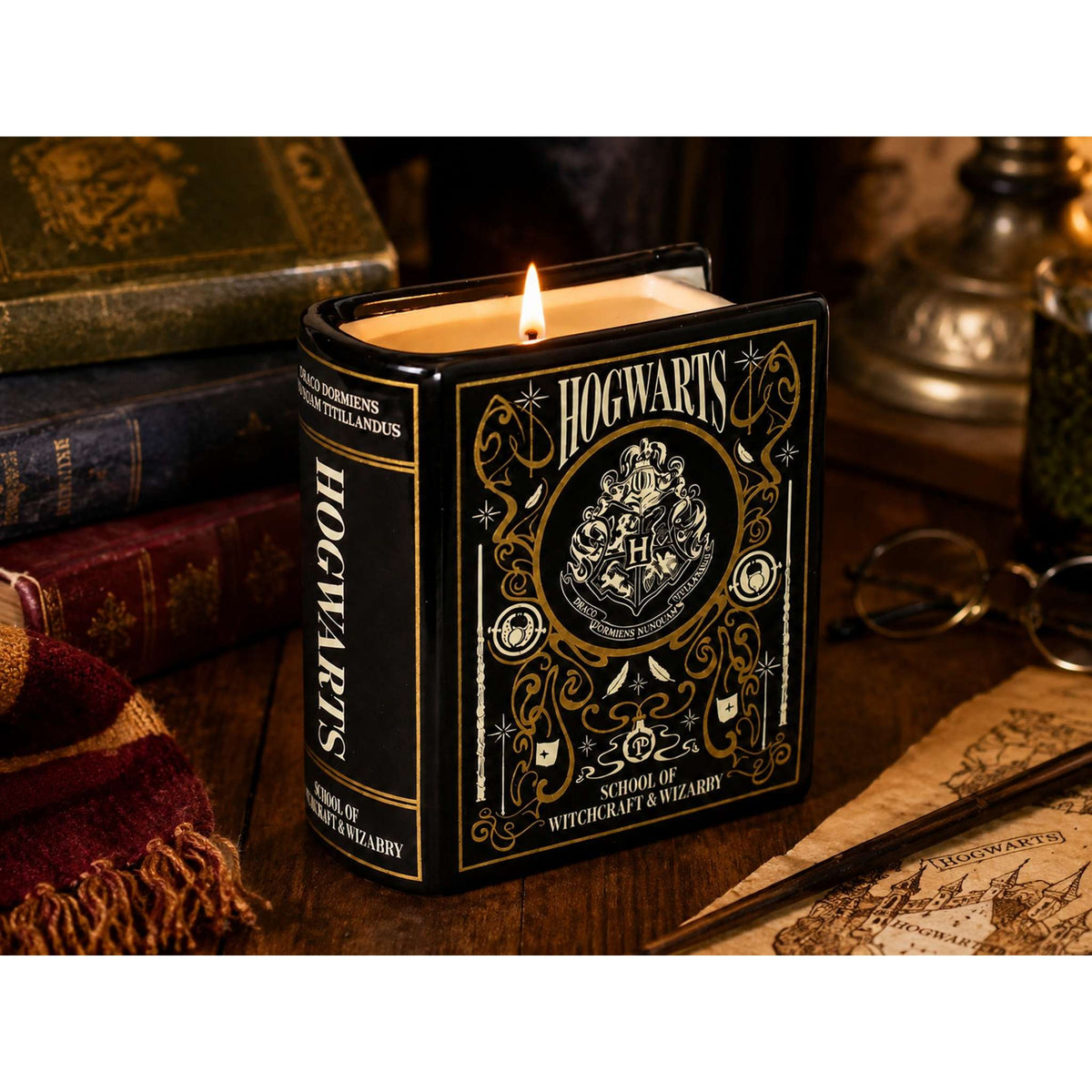 Harry Potter Hogwarts Book Candle 10cm