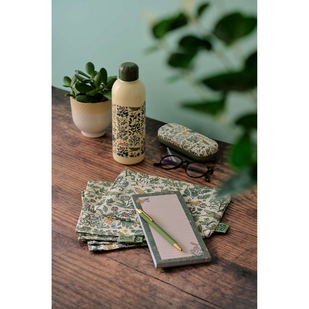 Water Bottle Metal (500ml) - ACS Voysey (Apothecary's Gdn.)