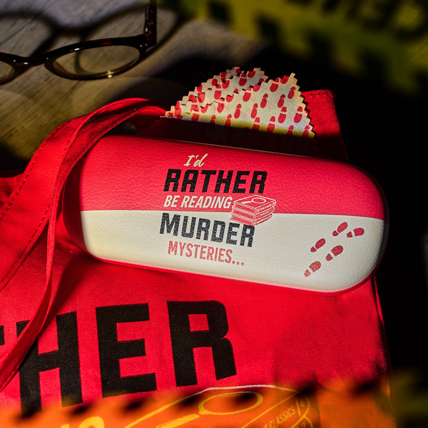 Murder Mystery Book Club Hard Cover Glasses Case with Microfibre cloth from Pulteney Press