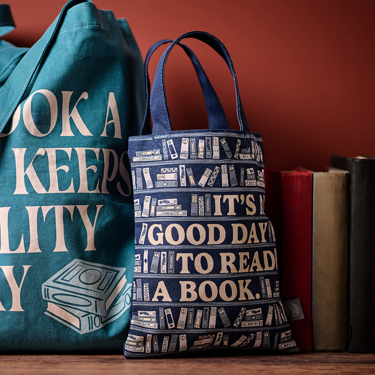 Small Tote Recycled Cotton - Its A Good Day To Read A Book