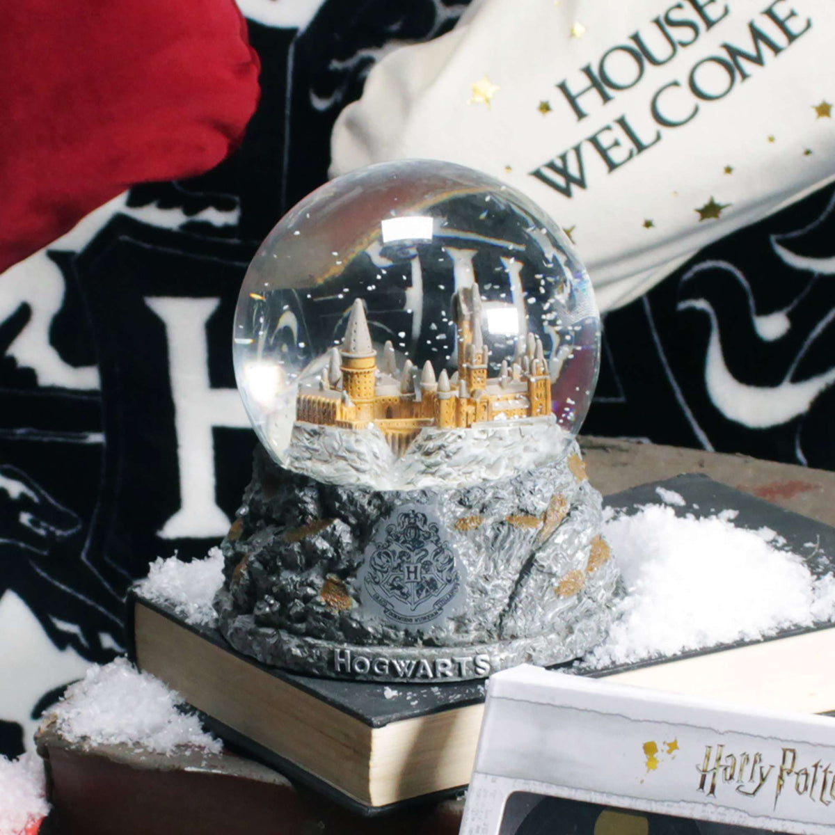 Harry Potter Hogwarts Castle Glitter Snow Globe 100mm